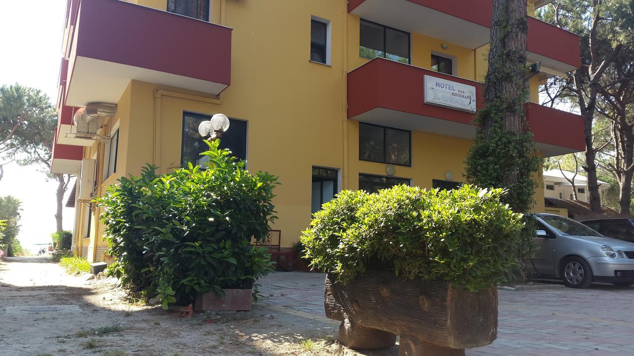 Hotel Enera Golem  Bagian luar foto