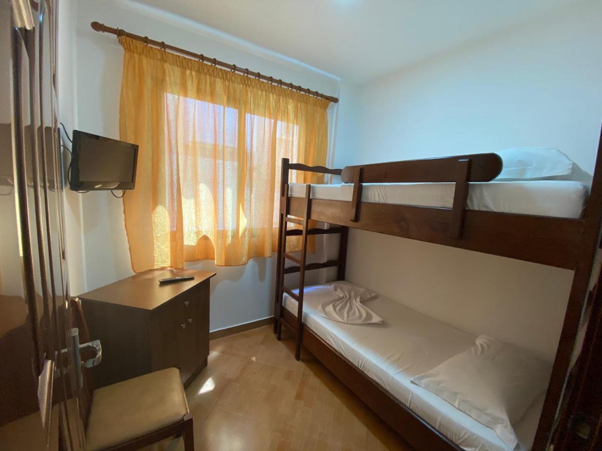 Hotel Enera Golem  Bagian luar foto